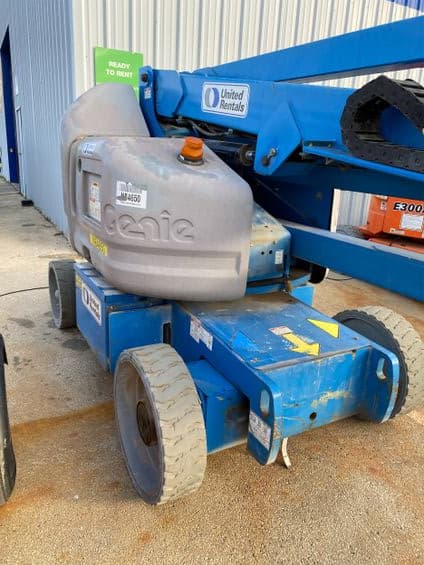 Articulating Boom Lift
