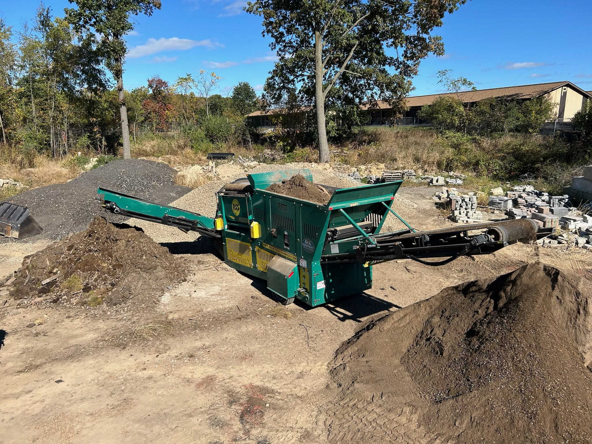 Revolver RT508 Portable Trommel