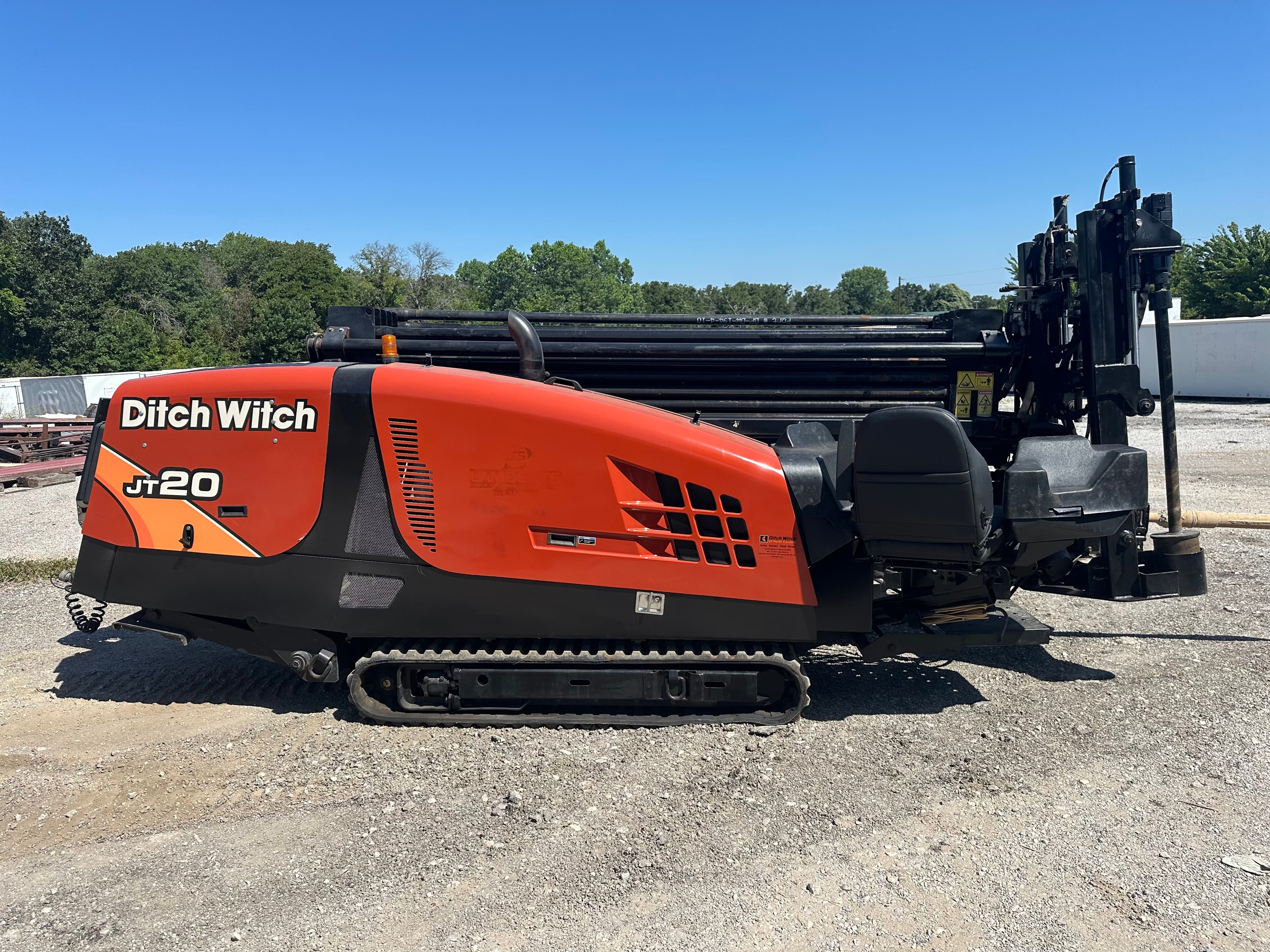 15 Ditch Witch JT20 Drill