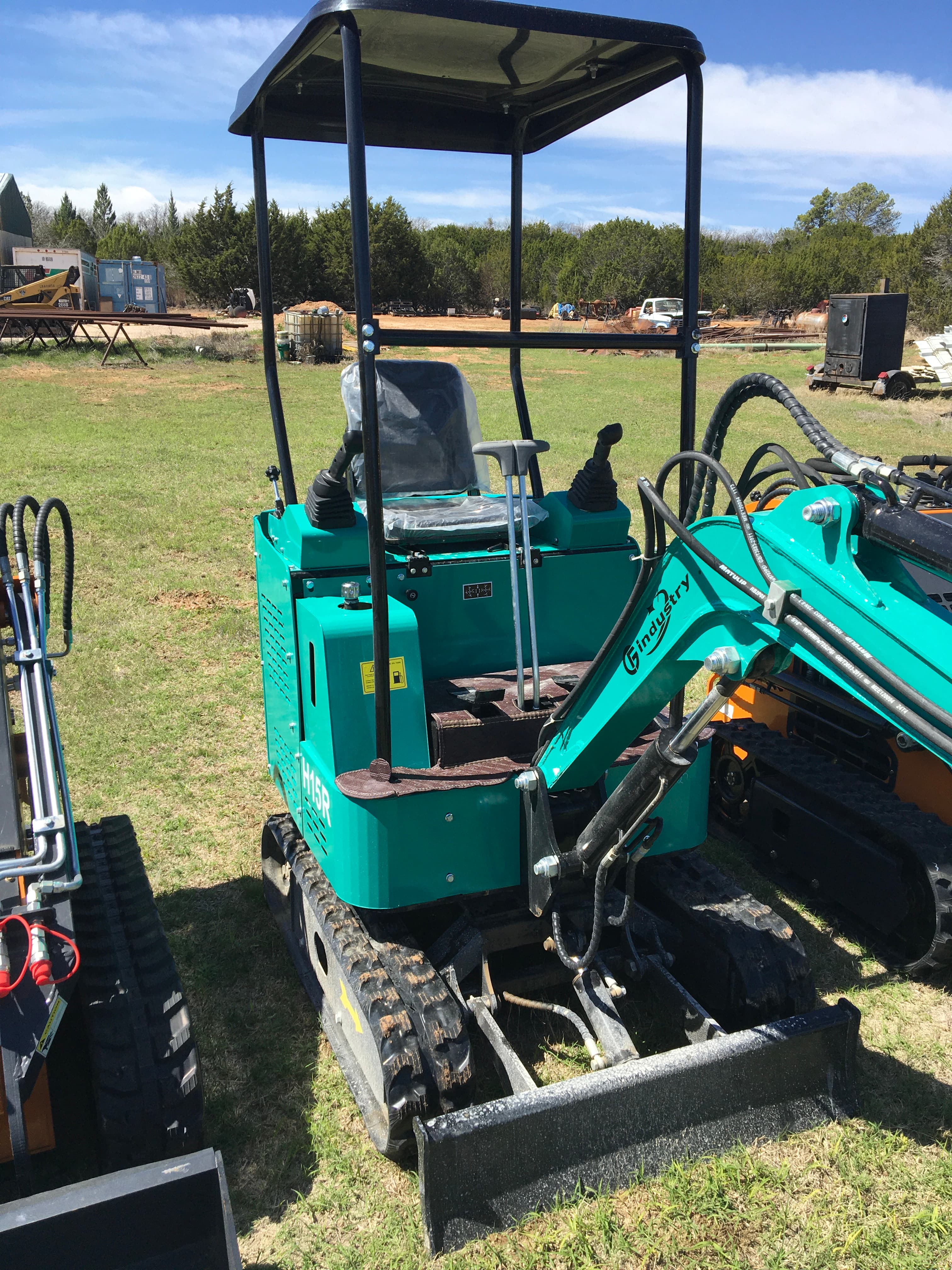 2025 CE h15r mini excavator