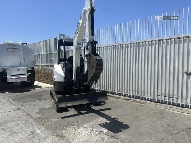 2015 BOBCAT E26GM