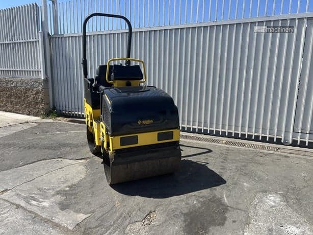 2015 BOMAG BW900-50