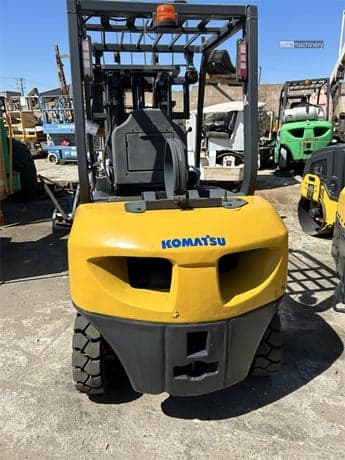 2011 KOMATSU FG25T-16