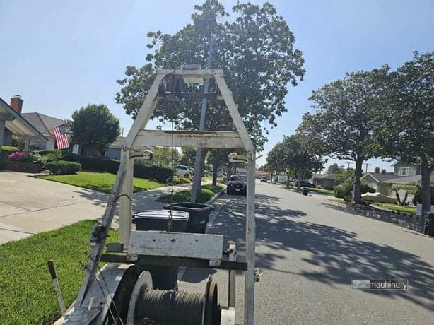 1990 SRECO FLEXIBLE VERSA VAC 1000