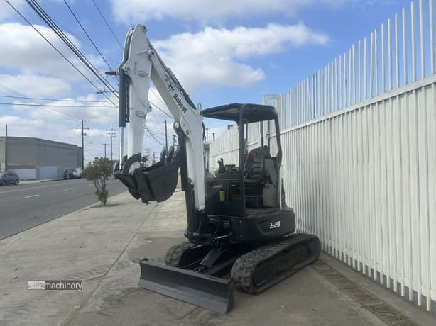 2022 BOBCAT E26