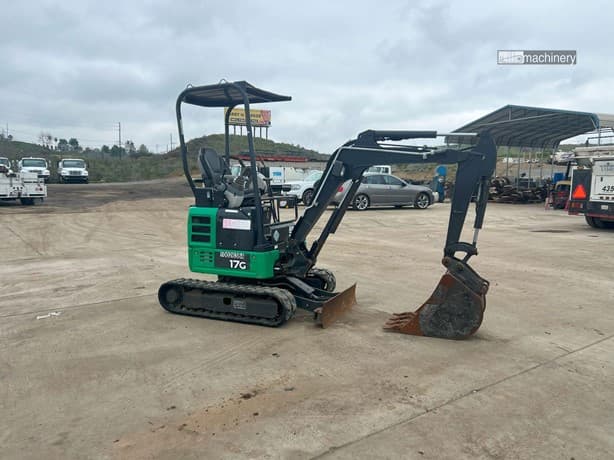 2018 DEERE 17G
