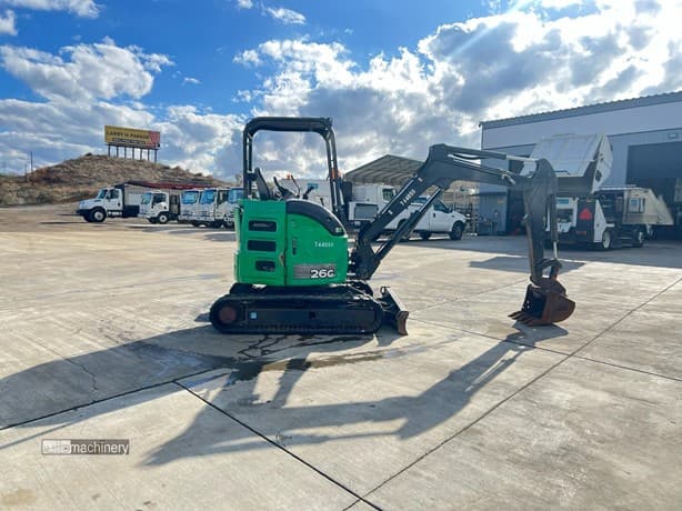 2015 DEERE 26G