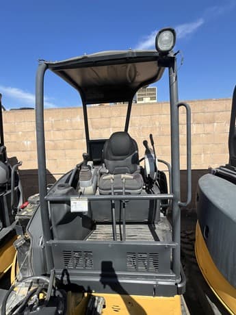 2014 DEERE 27D